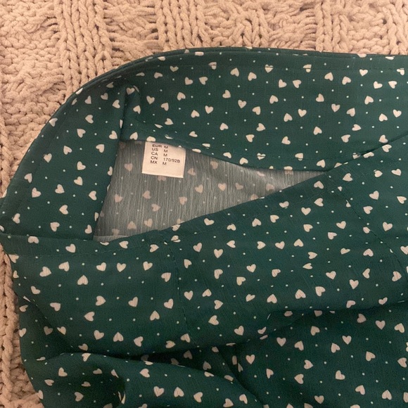 MakeMeChic Women's Two Piece Ruffle Trim Cami Crop Top And Wrap Skirt Set Medium - Picture 4 of 5